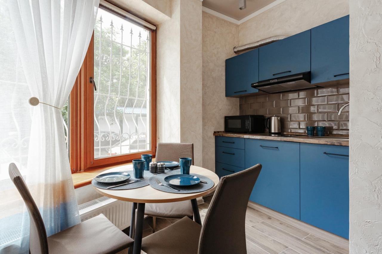 YUDGI - Home Hotel Chornomorsk Buitenkant foto